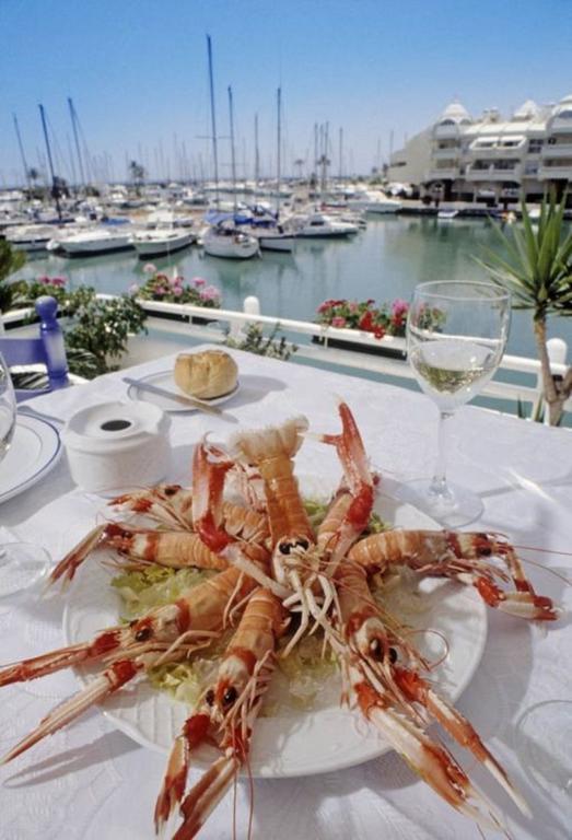 Puerto Marina Beach & Golf Benalmádena Exterior foto